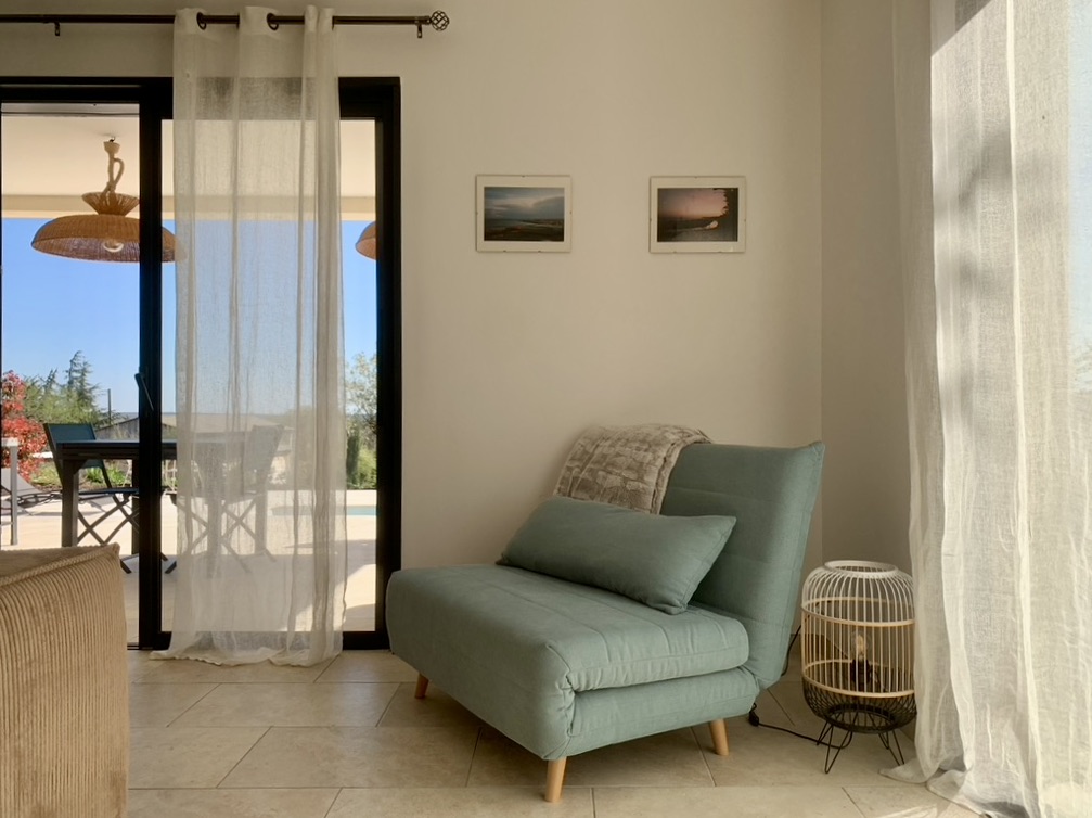 embelliesaintvincent_villacarpediem_salon2